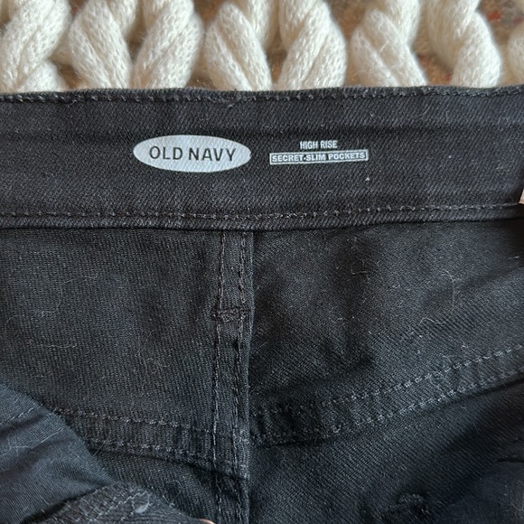 Black Button-up High-rise Jean Shorts - Picture 4 of 5